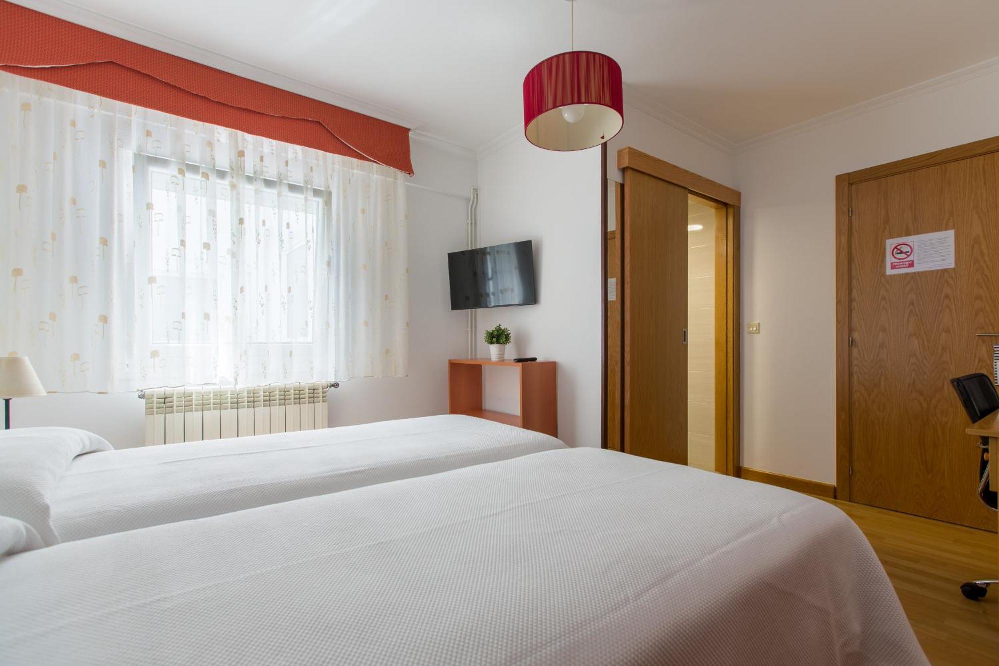Pr La Paz Hotel Santiago de Compostela Ngoại thất bức ảnh
